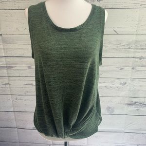 Cupio front knotted tank top